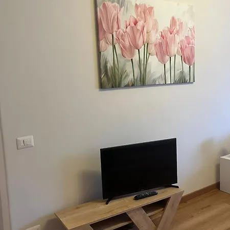 Apartment Romeactually Casa Turistica Rom